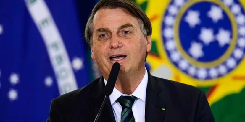 Bolsonaro comemorou manifestações contra medidas restritivas (Foto: Reprodução) Bolsonaro comemorou manifestações contra medidas restritivas (Foto: Reprodução)