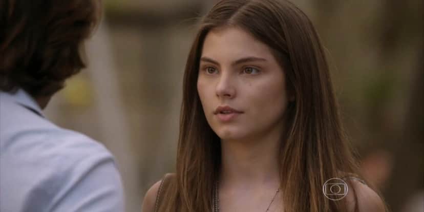 Bianca (Bruna Hamú) quer a verdade em Malhação (Foto: Reprodução/Globo) Bianca (Bruna Hamú) quer a verdade em Malhação (Foto: Reprodução/Globo)
