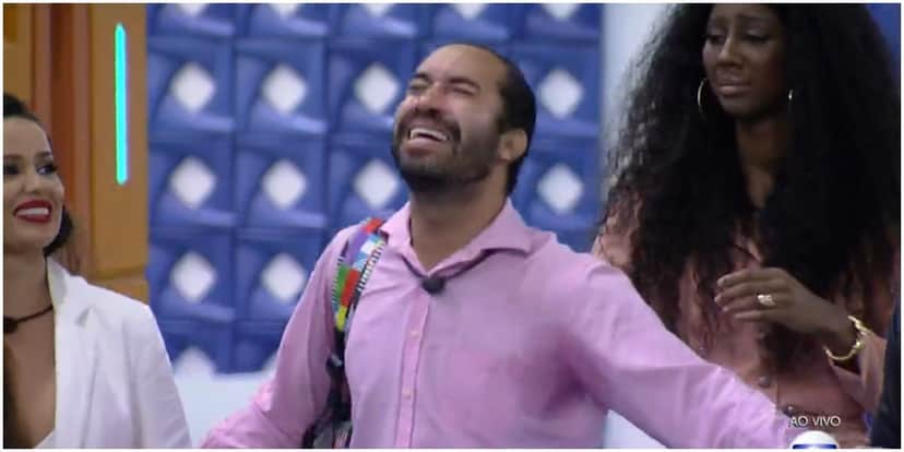 Gilberto foi eliminado do BBB21 neste domingo - Foto: Reprodução Gilberto foi eliminado do BBB21 neste domingo - Foto: Reprodução