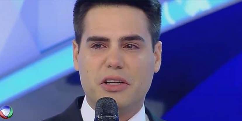 Após sair da Record e confirmar sobre desemprego, Luiz Bacci emite comunicado e expõe revolta: "Todos viram" Após sair da Record e confirmar sobre desemprego, Luiz Bacci emite comunicado e expõe revolta: "Todos viram"