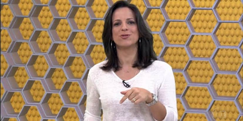 Viviane Costa no comando do Globo Esporte na Globo Brasília (foto: Reprodução) Viviane Costa no comando do Globo Esporte na Globo Brasília (foto: Reprodução)