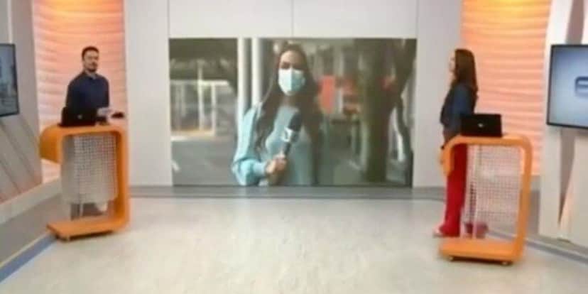 Repórter da Globo faz pose inusitada ao vivo (Foto: Reprodução) Repórter da Globo faz pose inusitada ao vivo (Foto: Reprodução)