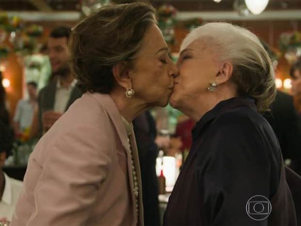 Fernanda Montenegro e Nathalia Timberg em Babilônia - Foto: Globo Fernanda Montenegro e Nathalia Timberg em Babilônia - Foto: Globo