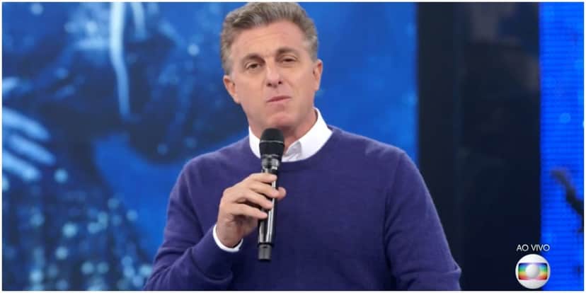 Luciano Huck anuncia nova fase no Domingão, tem próprio “The Masked Singer” e convoca fenômeno do SBT à Globo Luciano Huck anuncia nova fase no Domingão, tem próprio “The Masked Singer” e convoca fenômeno do SBT à Globo