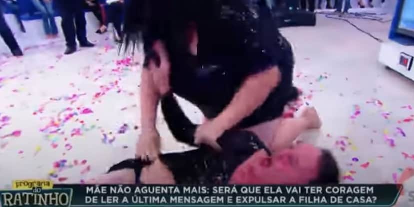 Marquito leva surra no SBT (Reprodução) Marquito leva surra no SBT (Reprodução)