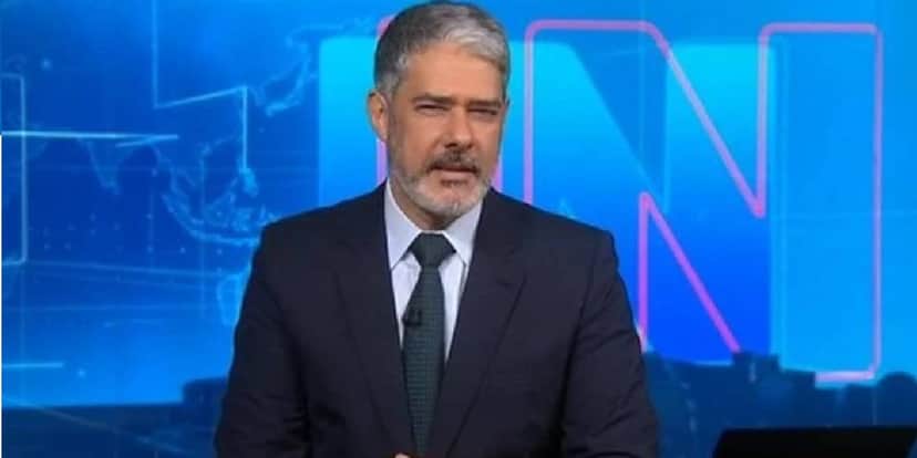 William Bonner lida com inferno na Globo (Foto: Reprodução) William Bonner lida com inferno na Globo (Foto: Reprodução)