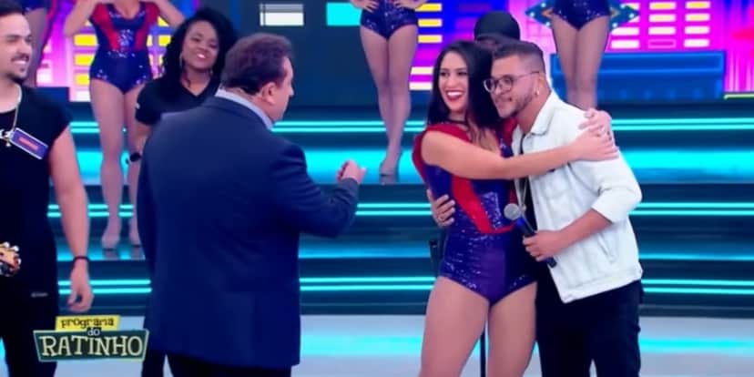 Ratinho massacra bailarina no SBT - Foto: Reprodução Ratinho massacra bailarina no SBT - Foto: Reprodução