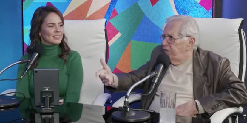 Carlos Alberto expõe situação em camarim com estrela da Praça e esposa denuncia: "São muitas besteiras" Carlos Alberto expõe situação em camarim com estrela da Praça e esposa denuncia: "São muitas besteiras"