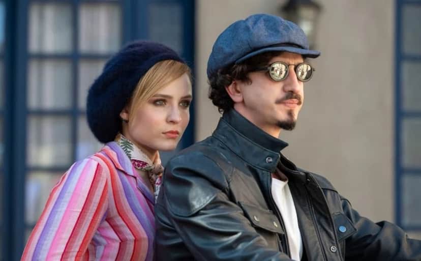 Abusador, Nelsinho (Johnny Massaro) passará dos limites e dopará Isadora (Larissa Manoela) em 'Além da Ilusão' (Foto: Reprodução / Globo) Abusador, Nelsinho (Johnny Massaro) passará dos limites e dopará Isadora (Larissa Manoela) em 'Além da Ilusão' (Foto: Reprodução / Globo)