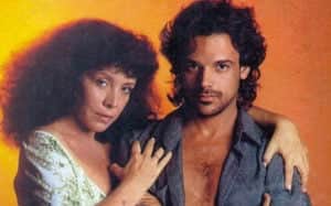 Alcides (Ângelo Antônio) e Maria Bruaca (Angela Leal) na 1ª versão de Pantanal, exibida em 1990 (Foto: Reprodução / Internet) Alcides (Ângelo Antônio) e Maria Bruaca (Angela Leal) na 1ª versão de Pantanal, exibida em 1990 (Foto: Reprodução / Internet)