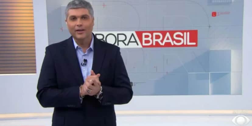 O jornalista Joel Datena comanda o Bora Brasil O jornalista Joel Datena comanda o Bora Brasil
