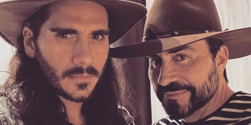 Gabriel Sater e o padre Fábio de Melo surgiram juntos (Foto: Reprodução/ Instagram) Gabriel Sater e o padre Fábio de Melo surgiram juntos (Foto: Reprodução/ Instagram)