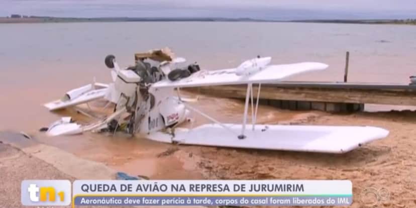 Destroços do avião onde a mãe de César Tralli estava - Foto: Reprodução Destroços do avião onde a mãe de César Tralli estava - Foto: Reprodução