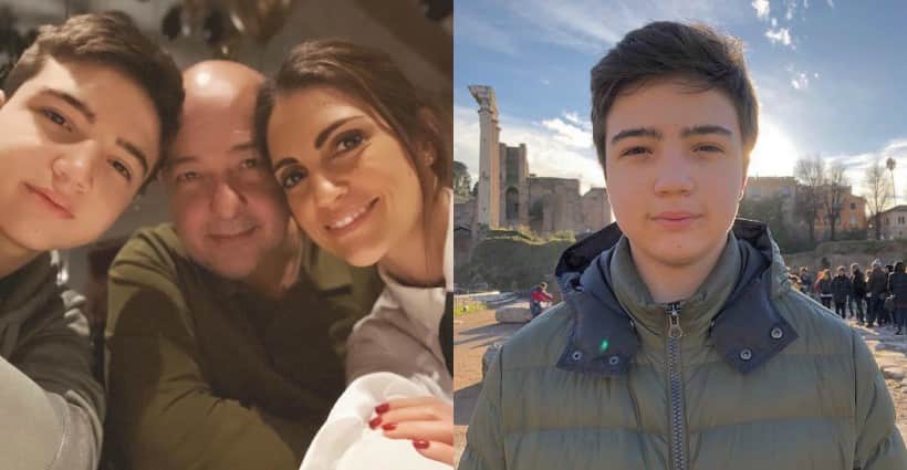 Apresentadora do SBT, Chris Flores, posta clique raro ao lado da família e beleza do filho choca o Brasil - Foto Reprodução Apresentadora do SBT, Chris Flores, posta clique raro ao lado da família e beleza do filho choca o Brasil - Foto Reprodução