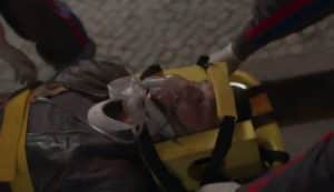 Em Cara e Coragem, Moa (Marcelo Serrado) é diagnosticado com traumatismo craniano (Foto: Reprodução / Globo) Em Cara e Coragem, Moa (Marcelo Serrado) é diagnosticado com traumatismo craniano (Foto: Reprodução / Globo)