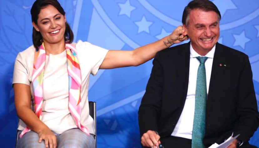 Bolsonaro e Michelle Bolsonaro - Foto Reprodução Bolsonaro e Michelle Bolsonaro - Foto Reprodução