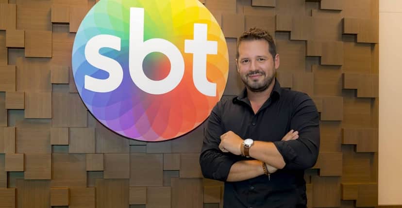Dony de Nuccio chegou ao SBT em 2021, mas não possui contrato fixo- Foto: Reprodução/SBT 