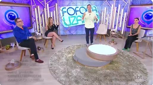 Felipeh Campos no Fofocalizando ao lado do time de apresentadores do programa - Foto: Reprodução Felipeh Campos no Fofocalizando ao lado do time de apresentadores do programa - Foto: Reprodução