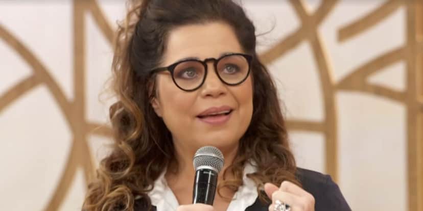 No Encontro, Isabel Teixeira revela o que viveu com Luellem de Castro em bastidores de especial (Foto: Reprodução / Globo)