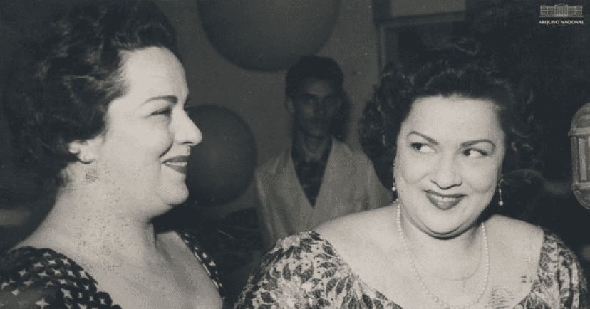 A dupla famosa das rádios, Linda e Dircinha Batista (Foto: Reprodução/ Internet) 
