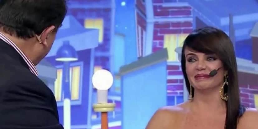 Ratinho fala sobre saída de Valentina Francavilla após ida para a Record (Foto: Reprodução / SBT) Ratinho fala sobre saída de Valentina Francavilla após ida para a Record (Foto: Reprodução / SBT)