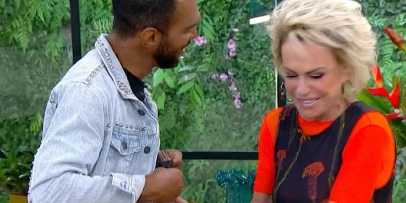http://tvfoco.uai.com.br/wp-content/uploads/2015/05/Daniela-Mercury.jpg http://tvfoco.uai.com.br/wp-content/uploads/2015/05/Daniela-Mercury.jpg