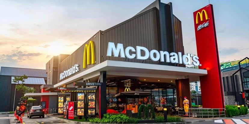 Ex funcionária do McDonald's segredo do molho mais desejado (Foto: Reprodução / Internet) Ex funcionária do McDonald's segredo do molho mais desejado (Foto: Reprodução / Internet)