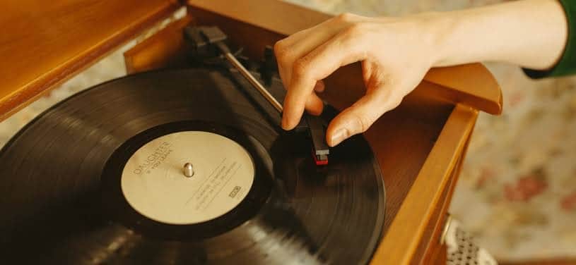 Os discos de vinil estão voltando a fazer sucesso (Reprodução: Internet) Os discos de vinil estão voltando a fazer sucesso (Reprodução: Internet)