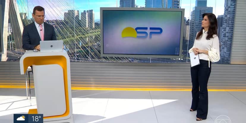 Rodrigo Bocardi e Sabina Simonato nos estúdios do Bom Dia SP (Reprodução: Globo) Rodrigo Bocardi e Sabina Simonato nos estúdios do Bom Dia SP (Reprodução: Globo)