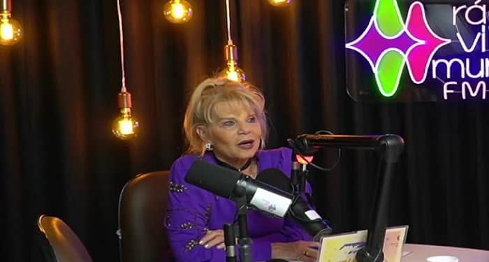 http://tvfoco.uai.com.br/wp-content/uploads/2015/05/Daniela-Mercury.jpg