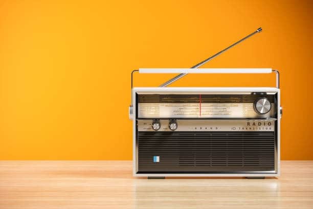 O rádio foi um grande avanço tecnológico (Reprodução: Internet) O rádio foi um grande avanço tecnológico (Reprodução: Internet)