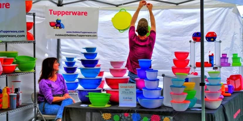 Tupperware Tupperware