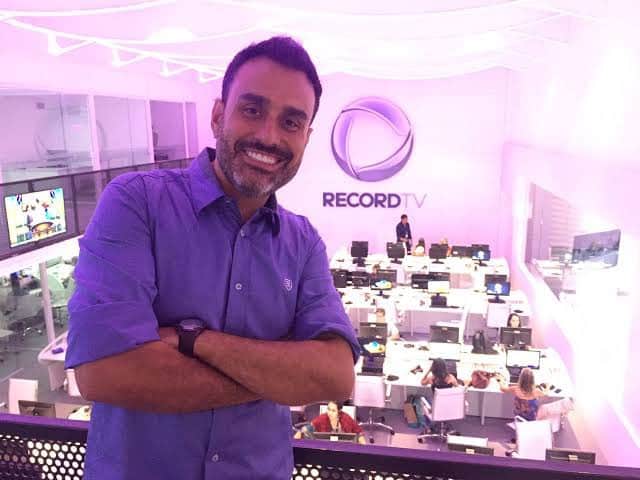 http://tvfoco.uai.com.br/wp-content/uploads/2015/05/Daniela-Mercury.jpg http://tvfoco.uai.com.br/wp-content/uploads/2015/05/Daniela-Mercury.jpg