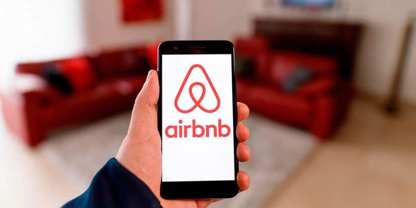 O Airbnb é um aplicativo que permite facilitar as hospedagens a curto prazo de turistas e pessoas que procuram moradias temporárias (Foto Reprodução/Internet) O Airbnb é um aplicativo que permite facilitar as hospedagens a curto prazo de turistas e pessoas que procuram moradias temporárias (Foto Reprodução/Internet)