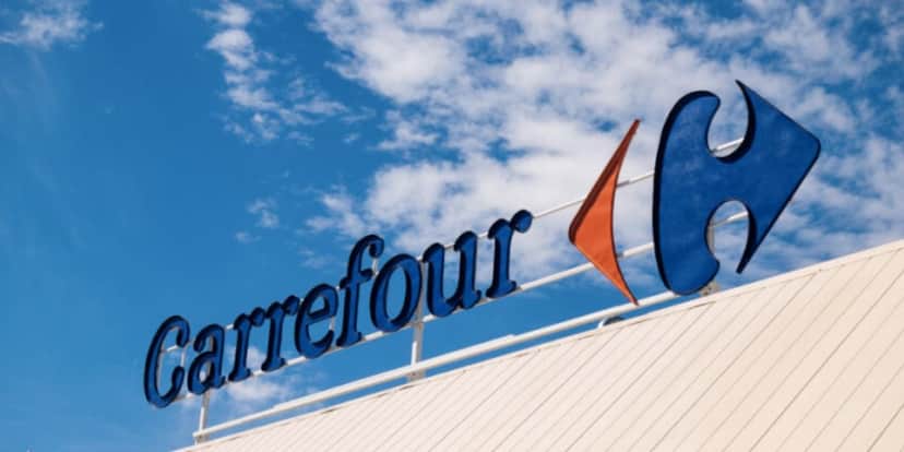 Fachada do Carrefour (Foto: Reprodução / Internet) Fachada do Carrefour (Foto: Reprodução / Internet)