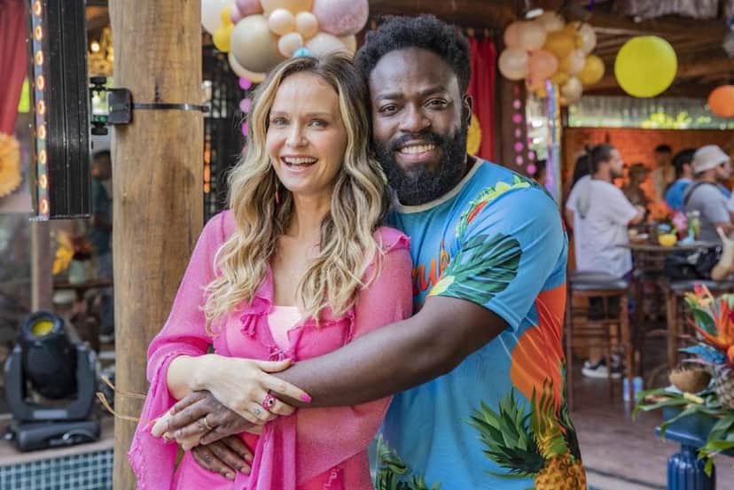 Alicia (Fernanda Rodrigues) e Claudio (Douglas Silva), um dos casais de Fuzuê, nova novela da Globo. (Foto: Reprodução / Globo) Alicia (Fernanda Rodrigues) e Claudio (Douglas Silva), um dos casais de Fuzuê, nova novela da Globo. (Foto: Reprodução / Globo)