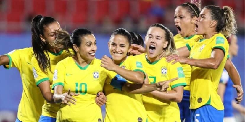 A seleção, comandada por Marta, busca o título inédito da Copa do Mundo (Reprodução: CBF) A seleção, comandada por Marta, busca o título inédito da Copa do Mundo (Reprodução: CBF)