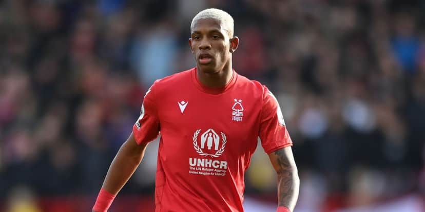 Hoje o volante é destaque no Nottingham Forest, da Inglaterra (Reprodução: Internet) Hoje o volante é destaque no Nottingham Forest, da Inglaterra (Reprodução: Internet)