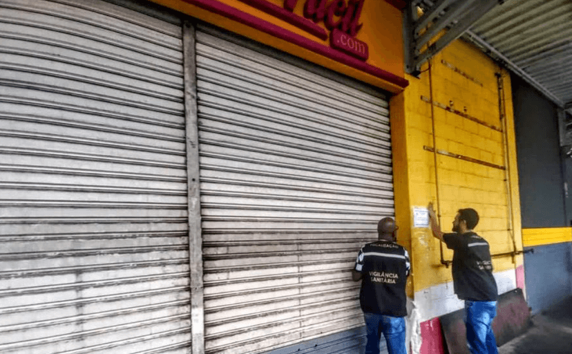 Anvisa interdita supermercado após grave descoberta envolvendo produtos vencidos (Foto Reprodução/Internet) Anvisa interdita supermercado após grave descoberta envolvendo produtos vencidos (Foto Reprodução/Internet)
