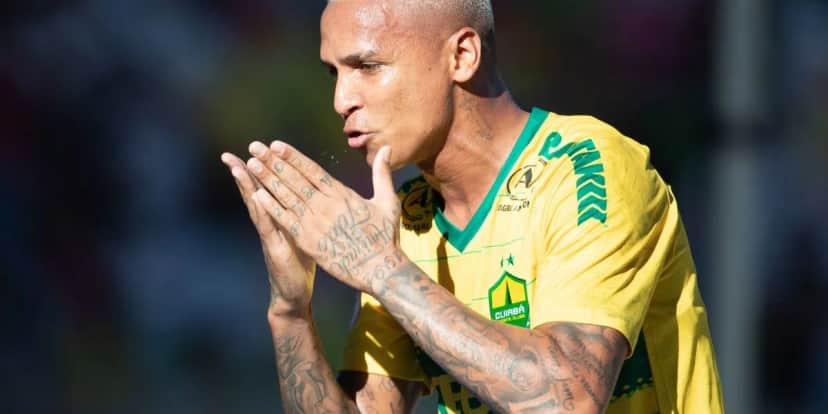 Deyverson pode ir para o Grêmio (Foto: Reprodução/ Internet) Deyverson pode ir para o Grêmio (Foto: Reprodução/ Internet)
