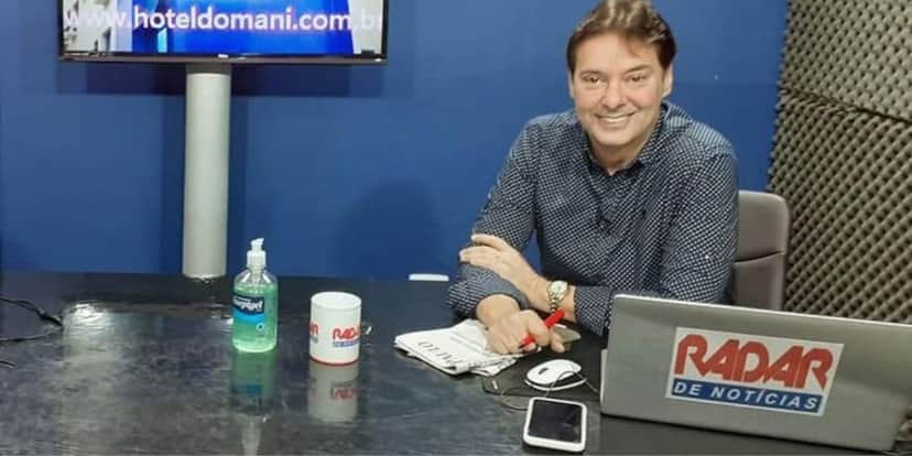O apresentador comandava o Radar da Notícia nas redes sociais do programa (Reprodução: Internet)