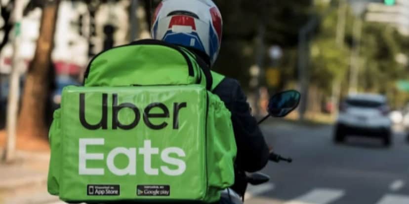 Entregador Uber Eats (Foto: Reprodução / Internet) Entregador Uber Eats (Foto: Reprodução / Internet)