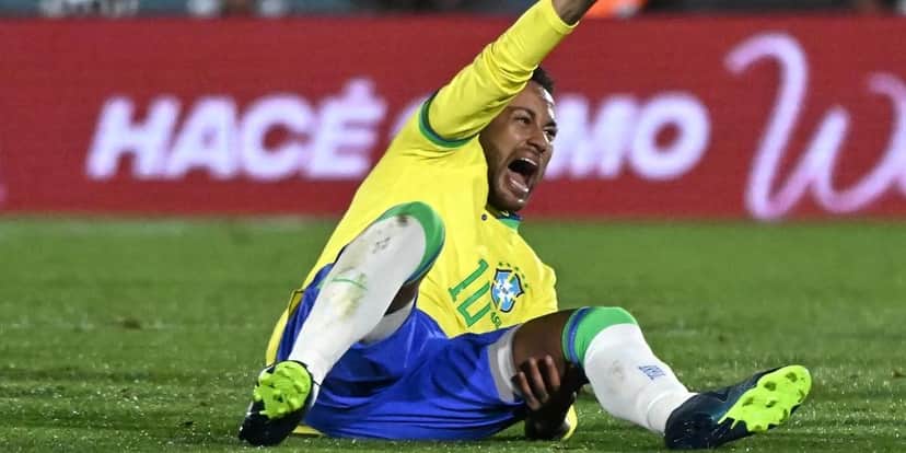 Neymar ficará fora dos gramados por no mínimo 6 meses - (Foto: Internet) Neymar ficará fora dos gramados por no mínimo 6 meses - (Foto: Internet)