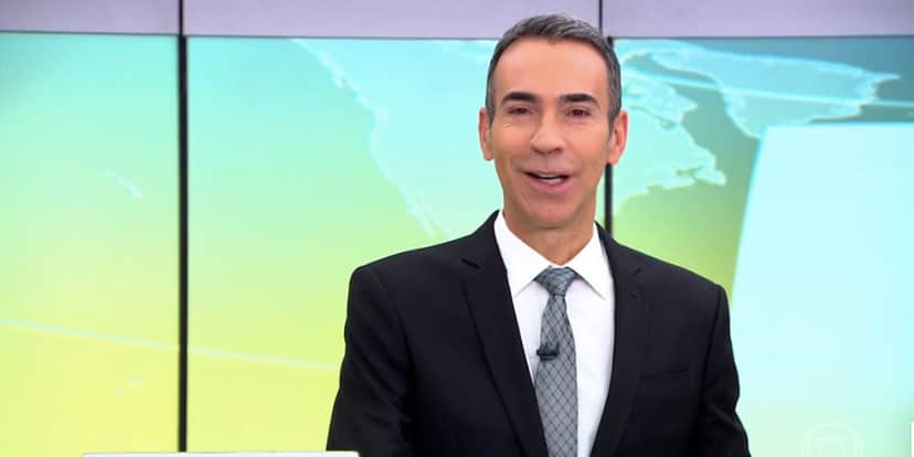 César Tralli no Jornal Hoje (Foto: Reprodução / Globo) César Tralli no Jornal Hoje (Foto: Reprodução / Globo)