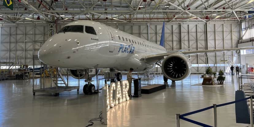 Torcedores ficaram revoltados de Leila ter comprado um avião e nenhum reforço para o elenco (Reprodução: Internet) Torcedores ficaram revoltados de Leila ter comprado um avião e nenhum reforço para o elenco (Reprodução: Internet)