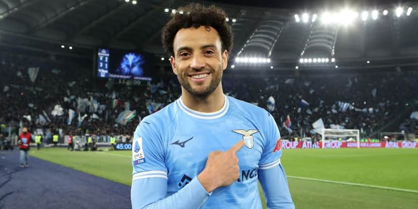 Nem Santos, nem Palmeiras: Felipe Anderson bate o martelo sobre volta ao Brasil e escolhe novo time para 2024 - Foto | Reprodução: Internet Nem Santos, nem Palmeiras: Felipe Anderson bate o martelo sobre volta ao Brasil e escolhe novo time para 2024 - Foto | Reprodução: Internet