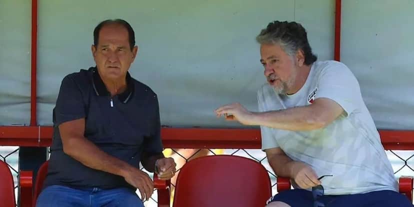 Sampaoli, Cuca e mais um gringo: Casares e Muricy acabam de escolher o novo técnico definitivo do São Paulo - (Foto Internet) Sampaoli, Cuca e mais um gringo: Casares e Muricy acabam de escolher o novo técnico definitivo do São Paulo - (Foto Internet)