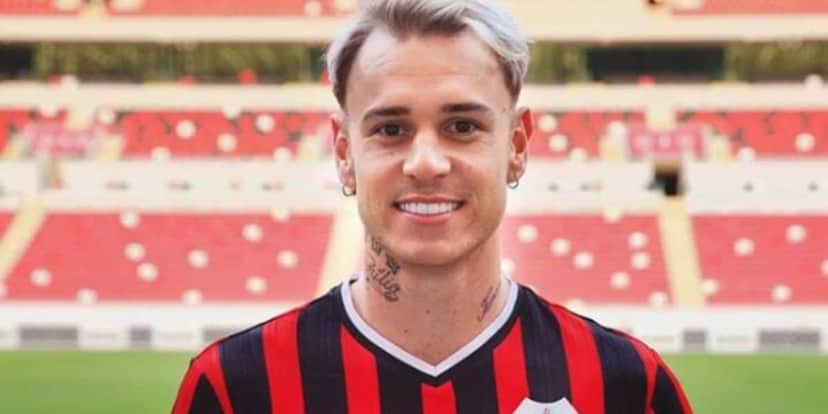 Vai esnobar o Corinthians pela 2ª vez para ser o 10 de rival: Róger Guedes tem contratação definida no Brasil - Foto | Reprodução: Internet Vai esnobar o Corinthians pela 2ª vez para ser o 10 de rival: Róger Guedes tem contratação definida no Brasil - Foto | Reprodução: Internet