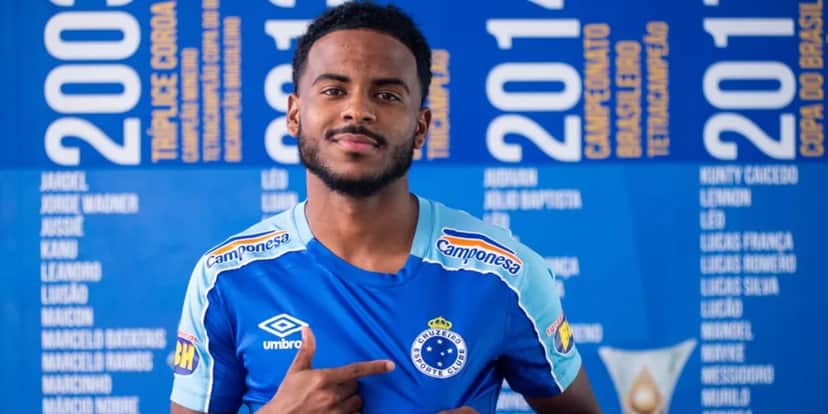 Ezequiel já foi jogador do Cruzeiro e contou o que viu nos bastidores do clube (Foto: Reprodução/ Internet) Ezequiel já foi jogador do Cruzeiro e contou o que viu nos bastidores do clube (Foto: Reprodução/ Internet)