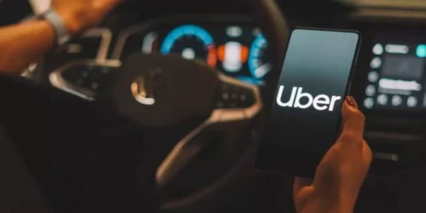 Uber decidiu sair da cidade após lei aumentar salário dos motoristas (Reprodução: Internet) Uber decidiu sair da cidade após lei aumentar salário dos motoristas (Reprodução: Internet)